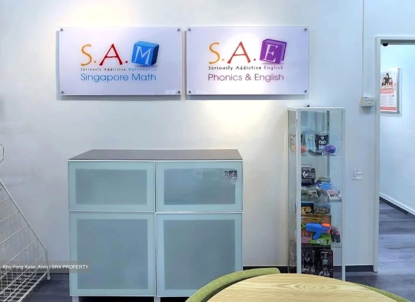 Tampines Street 12 (D18), Retail #595629501